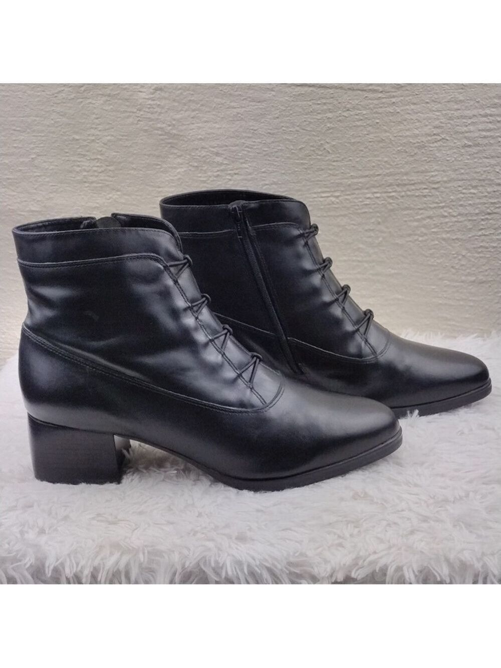 Karen Scott Betty Black Leather Upper Point Toe Side ZipBlocked Heel Ankle Boot - Picture 4 of 16